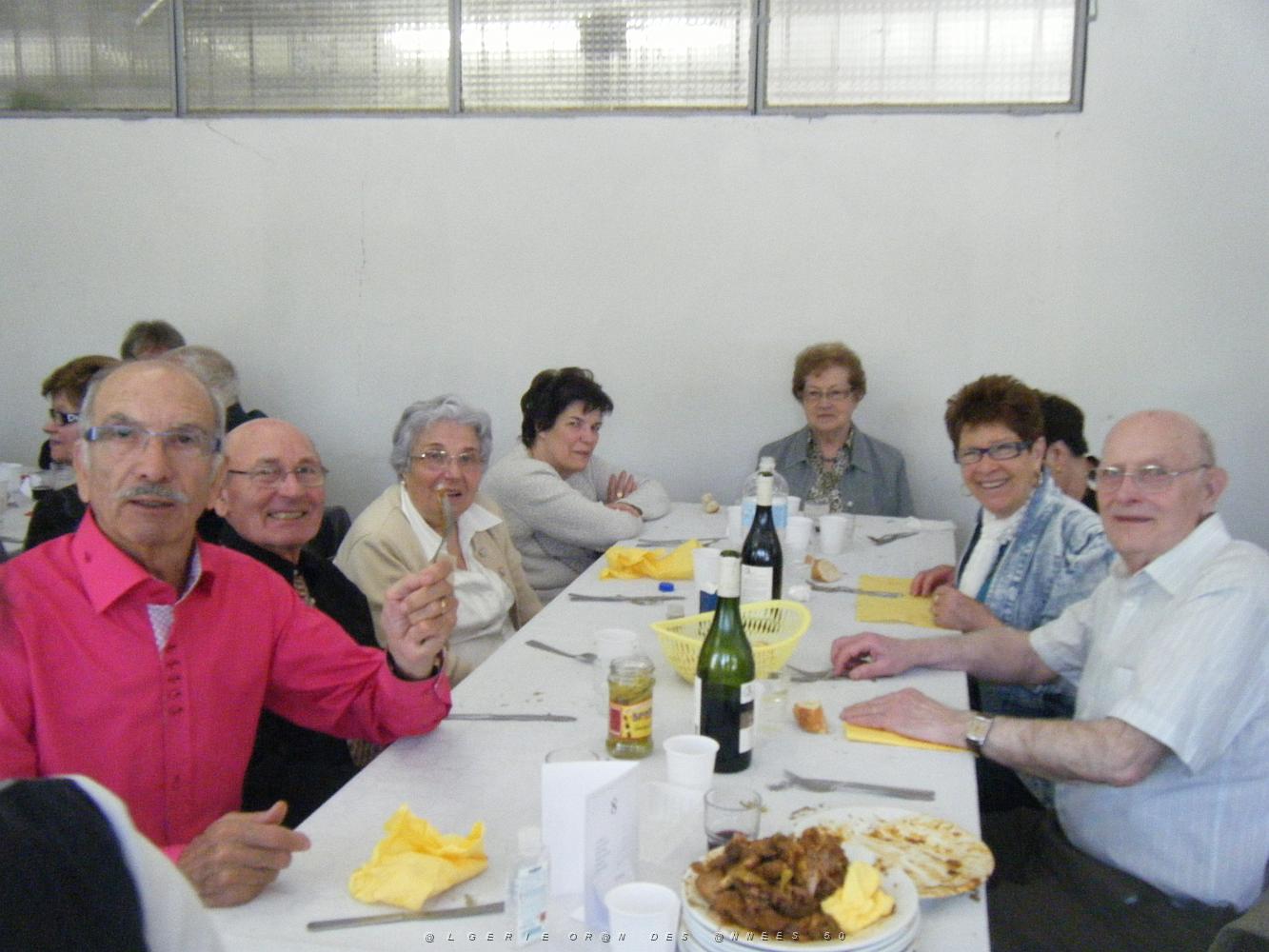 NIMES 2011 17 AVRIL LA FEDERATION DES RAPATRIES DE ST PRIEST A SANTA CRUZ    (62).jpg